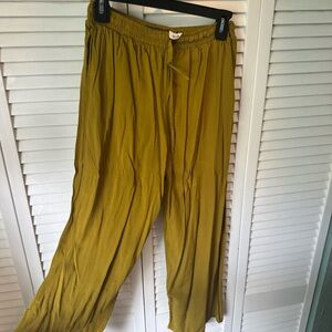 Relaxed Elastic-Waist Olive Green women’s  Pants